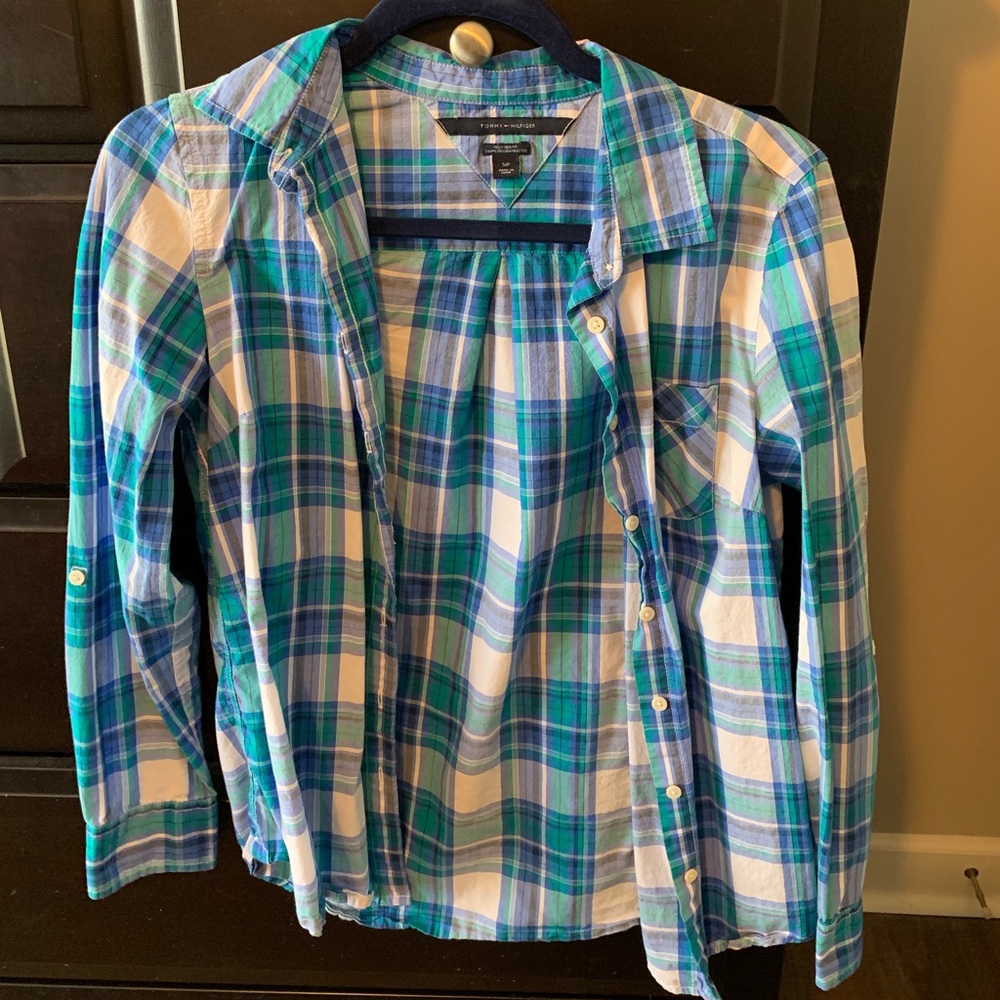 Tommy Hilfiger button up